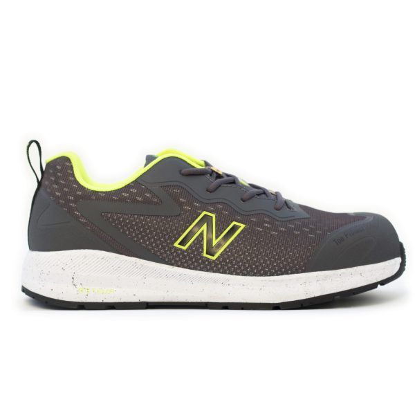 *** CLEARANCE *** New Balance - Mens Logic MIDLOGI