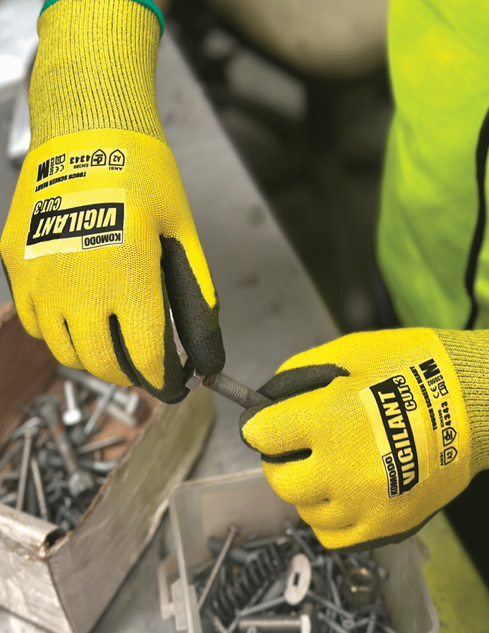 Komodo Vigliant Touch Screen Ready Cut 3