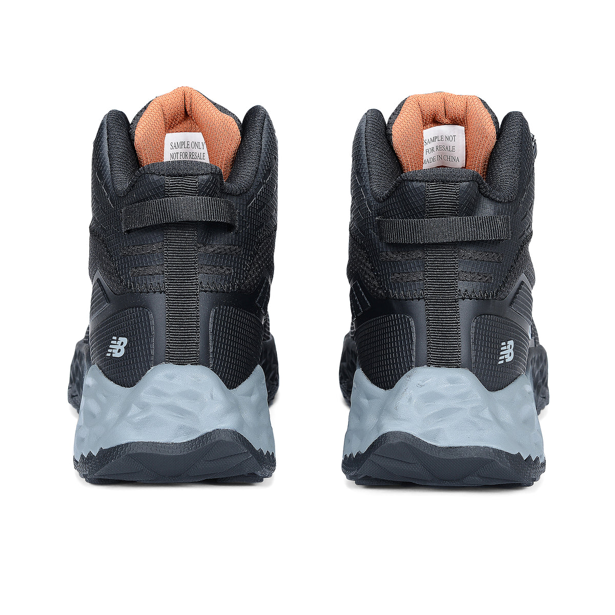 New Balance - Womens Fresh Foam Cremorne Mid WEFCMCAPBG