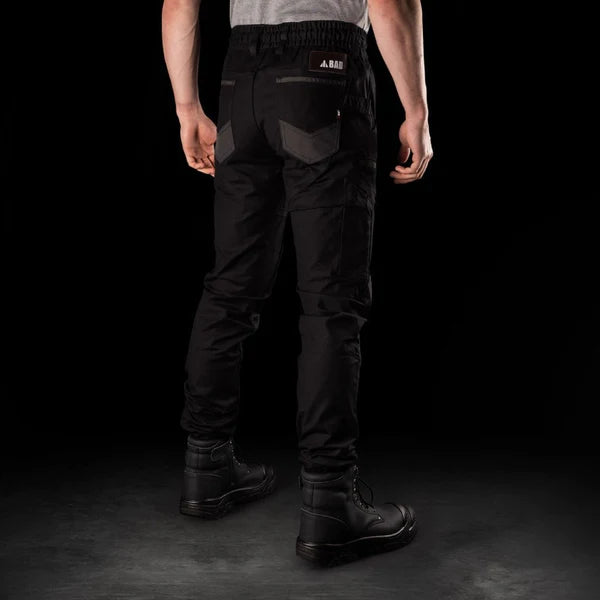 BAD Saviour Elastic-Waist Cuffed Pants