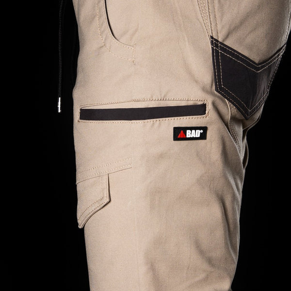 BAD Saviour Elastic-Waist Cuffed Pants