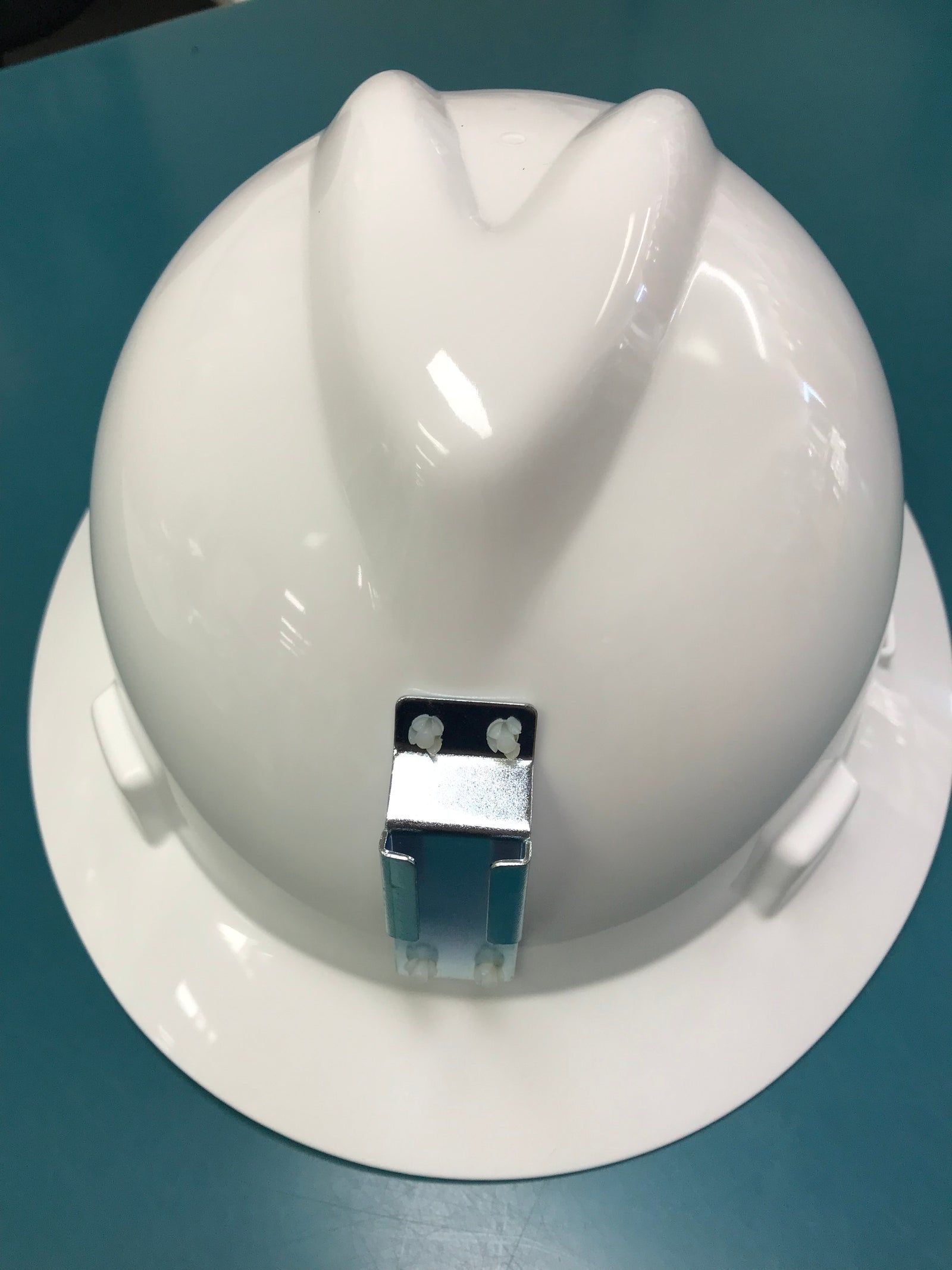 Msa V-Gard Full Brim Hard Hat with Metal Bracket White