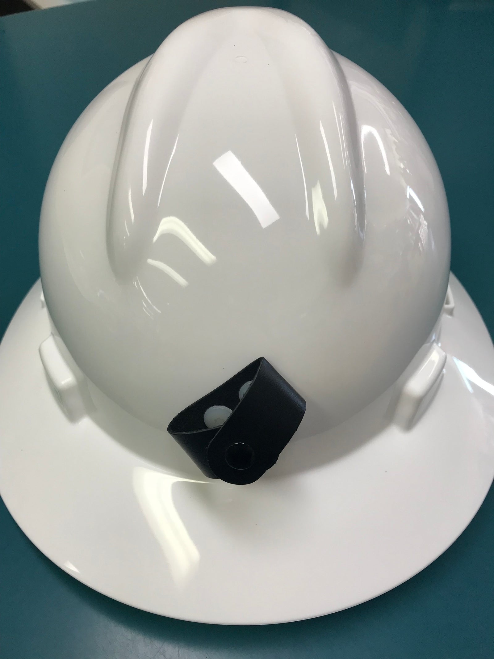 Msa V-Gard Full Brim Hard Hat with Metal Bracket White